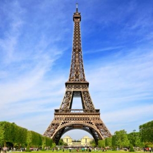 Painel Torre Eiffel de dia